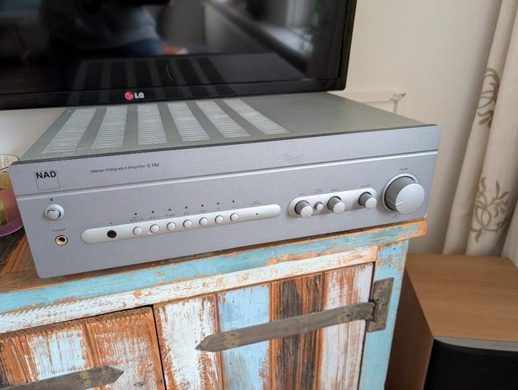 NAD stereo C352, Audio, Tv en Foto, Versterkers en Receivers, Gebruikt, Overige systemen, Overige merken, Ophalen
