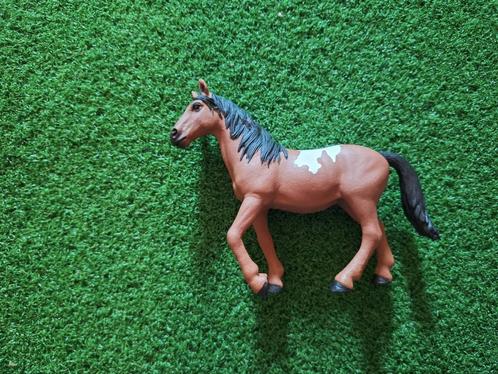 Schleich pinto merrie exclusief 72138, Verzamelen, Dierenverzamelingen, Zo goed als nieuw, Beeldje of Figuurtje, Paard, Ophalen