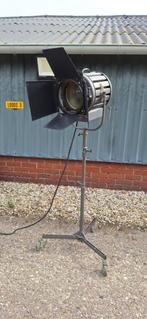Industriële filmlamp, theaterspot Mole Richardson type 410., Huis en Inrichting, Lampen | Vloerlampen, Ophalen, Gebruikt, ., 150 tot 200 cm