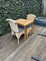 Houten tuintafel met 2 wicker stoelen + kussens, Ophalen, Gebruikt, Rechthoekig, Wicker