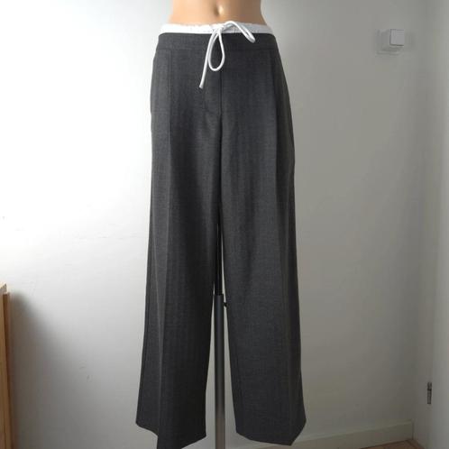 Zara pantalon broek m, Kleding | Dames, Broeken en Pantalons, Zo goed als nieuw, Maat 38/40 (M), Grijs, Lang, Verzenden