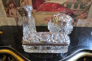 Antieke Engelse 925 sterling zilveren potjes 1895-1901-1906 beschikbaar voor biedingen