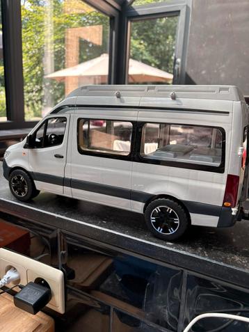 Bruder Mercedes Camper beschikbaar voor biedingen