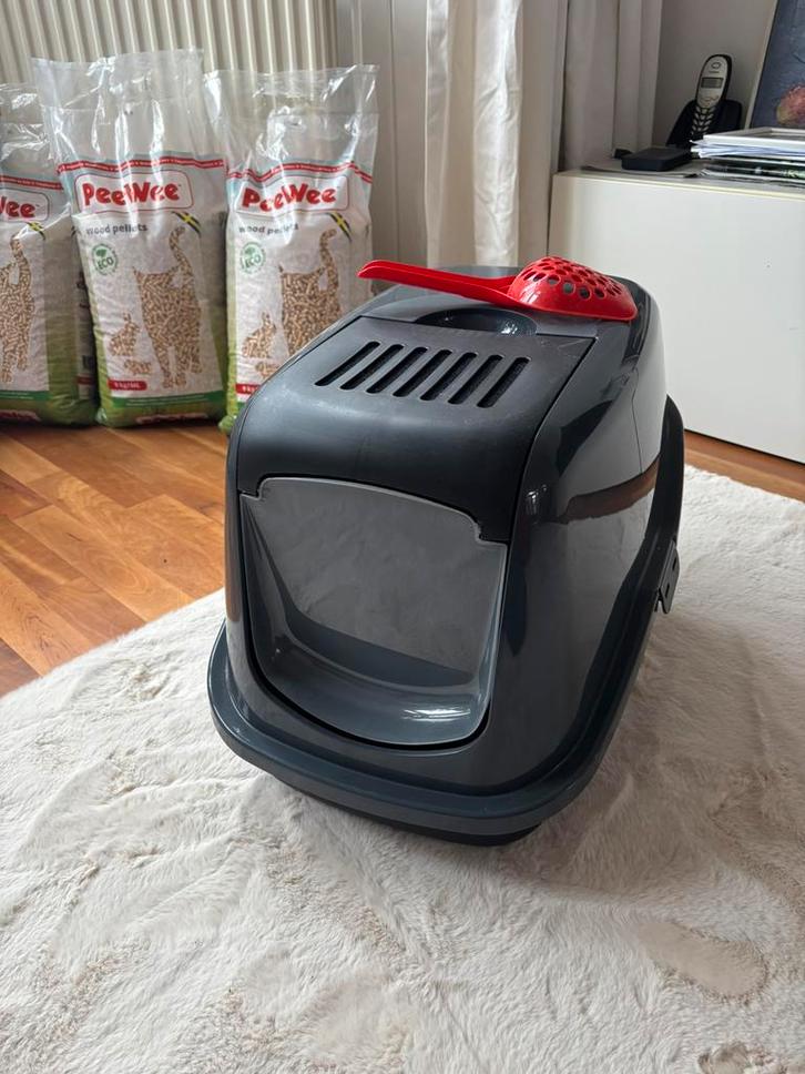 Peewee Kattenbak EcoHûs - normaal postuur, Dieren en Toebehoren, Kattenbakken, Zo goed als nieuw, Gesloten, Ophalen