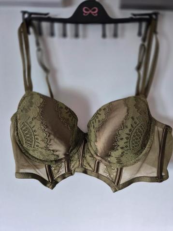 BIG SALE Hunkemoller stoere bh + string maat 80B beschikbaar voor biedingen
