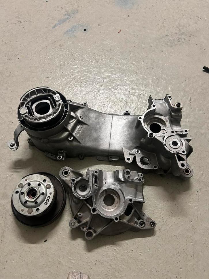 LEES BESCHRIJVING piaggio onderdelen gilera runner onderdele, Motoren, Tuning en Styling, Ophalen of Verzenden