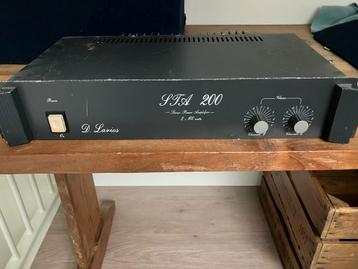 D. Larois Stereo Versterker 2x100W beschikbaar voor biedingen