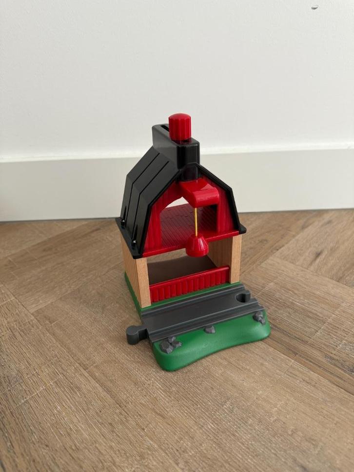 Heel goed Brio houten trein boerderij 33719 + connector rail, Kinderen en Baby's, Speelgoed | Houten speelgoed, Zo goed als nieuw