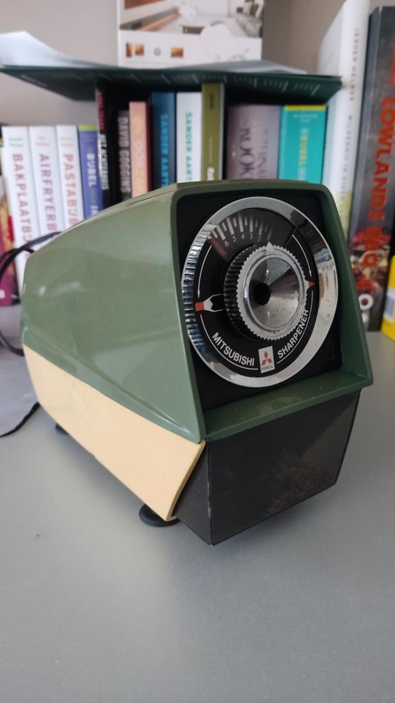 Vintage Mitsubishi Elektrische Puntenslijper, Hobby en Vrije tijd, Tekenen, Gebruikt, Overige typen, Ophalen of Verzenden