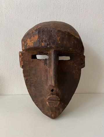 Afrikaans houten masker , 35 cm beschikbaar voor biedingen