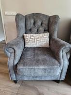 Oorfauteuil te koop, zo goed als nieuw met glanzende stof, Huis en Inrichting, Fauteuils, Ophalen, Zo goed als nieuw, Stof