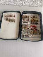 Doosje met ruim 80 vliegen/nimfen, Ophalen of Verzenden, Zo goed als nieuw, Complete set