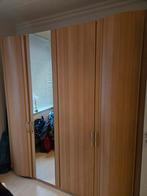 Kledingkast gratis af te halen., Huis en Inrichting, Kasten | Kledingkasten, Ophalen, Gebruikt, 200 cm of meer, 150 tot 200 cm