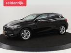 Infiniti Q30 1.6t Business Executive | Panoramadak | Leder |, Auto's, Voorwielaandrijving, 4 cilinders, 700 kg, Handgeschakeld