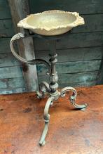 Antieke bronzen asbak op standaard. 6,6 kg, 56 cm, Antiek en Kunst, Antiek | Koper en Brons, Ophalen of Verzenden