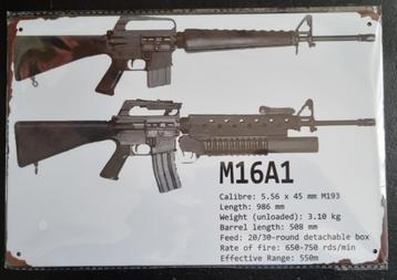 Metalen bord vintage-look M16A1 beschikbaar voor biedingen