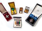 medailleset van Nederlandse diplomaat inhuldiging verdienste, Ophalen of Verzenden, Landmacht, Nederland, Lintje, Medaille of Wings