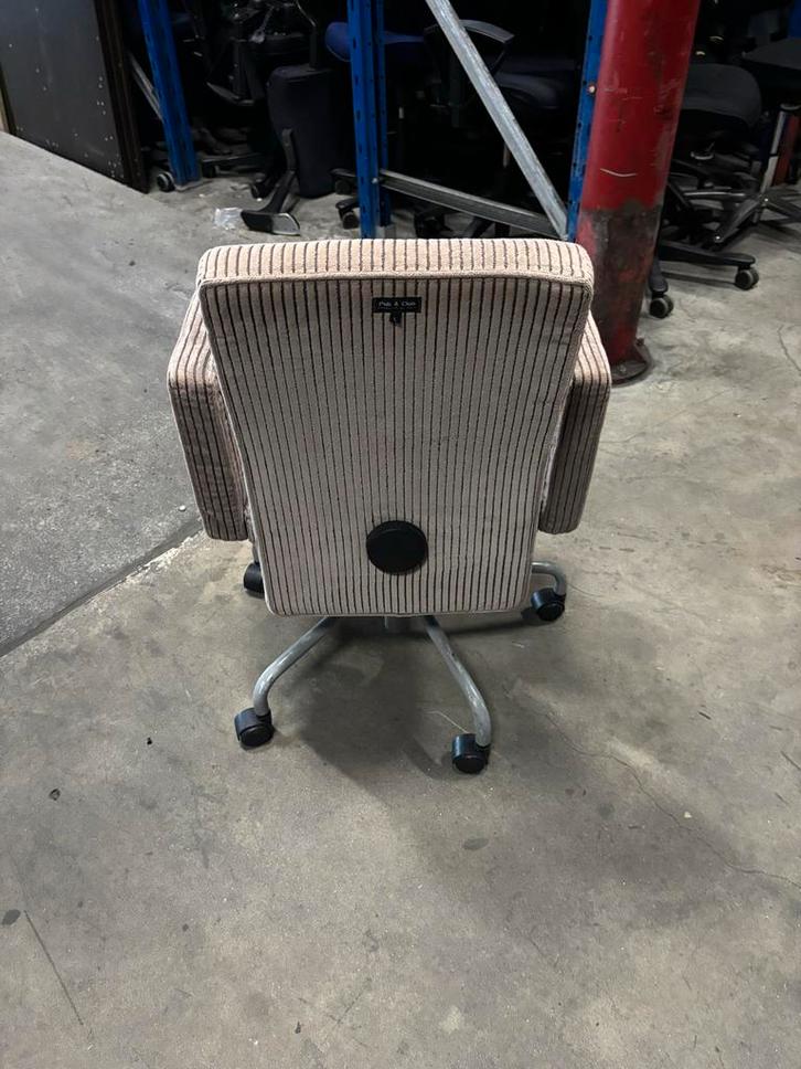 Bulo Pub & Club Bureaustoel, Huis en Inrichting, Bureaustoelen, Gebruikt, Bureaustoel, Beige, Ophalen