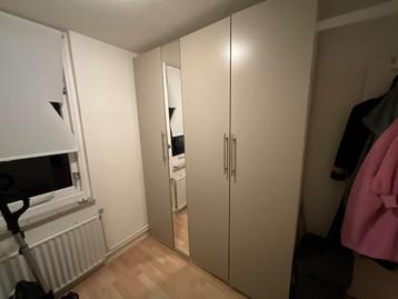 Kast Pax (Beige)  beschikbaar voor biedingen