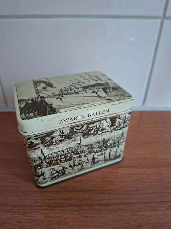 Blikje TAGRO AMSTERDAM, oud Hollandsche zwarte ballen, Verzamelen, Blikken, Zo goed als nieuw, Overige, Ophalen of Verzenden