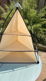 Hoekkastje voor in tent, Ophalen of Verzenden, Zo goed als nieuw