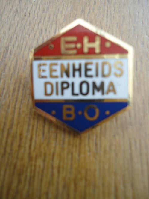 EHBO speld c.q. broche "Eenheidsdiploma", Verzamelen, Speldjes, Pins en Buttons, Zo goed als nieuw, Speldje of Pin, Overige onderwerpen