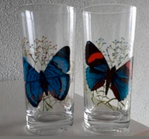 Twee Glazen met Vlinderopdruk, Verzamelen, Glas en Borrelglaasjes, Zo goed als nieuw, Ophalen of Verzenden