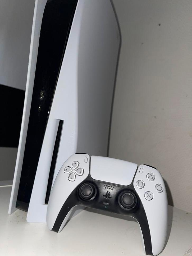PlayStation 5 Disk Edition + EA Sports FC 26 + Extra Games, Spelcomputers en Games, Spelcomputers | Sony PlayStation 5, Zo goed als nieuw