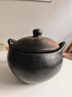 Black Pottery originele pan voor stoof op vuur of oven, Huis en Inrichting, Keuken | Potten en Pannen, Ophalen of Verzenden, Zo goed als nieuw