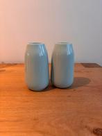 HEMA vaasjes klein ijsblauw (2 stuks), Blauw, Ophalen of Verzenden, Minder dan 50 cm, Glas