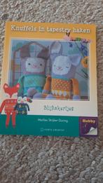 Haakboek - Knuffels in Tapestry Haken, Ophalen of Verzenden, Zo goed als nieuw, Haken, Patroon of Boek