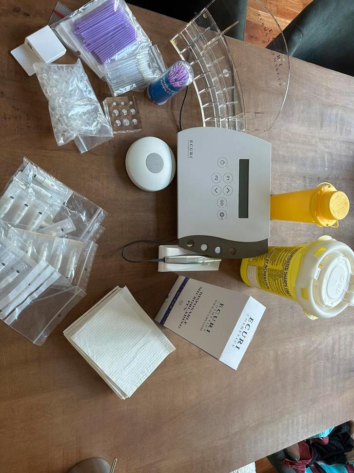 Dermamedical 3 tattoo machine, Witgoed en Apparatuur, Persoonlijke-verzorgingsapparatuur, Zo goed als nieuw, Ophalen of Verzenden