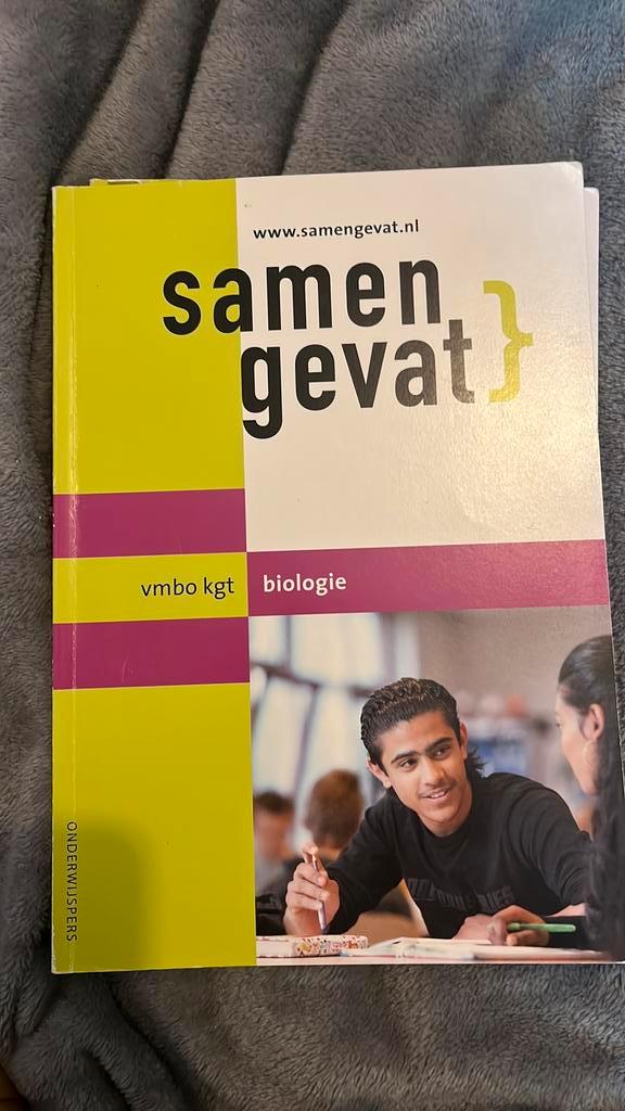 Samengevat biologie vmbo kgt, Boeken, Schoolboeken, Zo goed als nieuw, Nederlands, VMBO, Ophalen of Verzenden