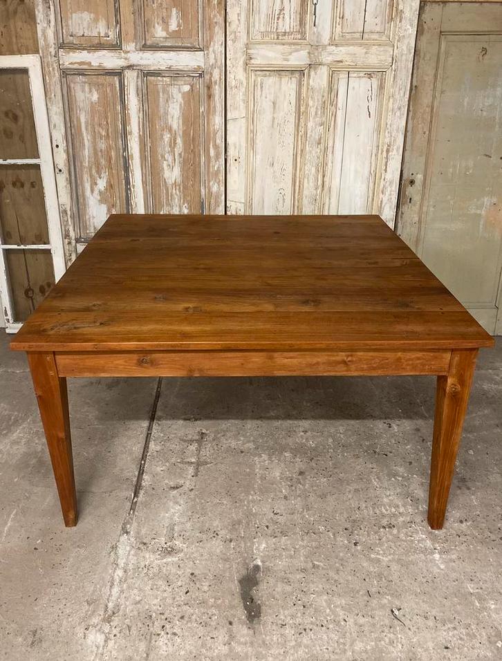 Grote Eettafel, Tafel, vierkant, oud teakhout. Afm.150x150cm, Huis en Inrichting, Tafels | Eettafels, Gebruikt, 150 tot 200 cm