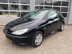 Peugeot 206 1.4 XR 69000 KM APK NIEUW, 4 cilinders, Zwart, Origineel Nederlands, Centrale vergrendeling