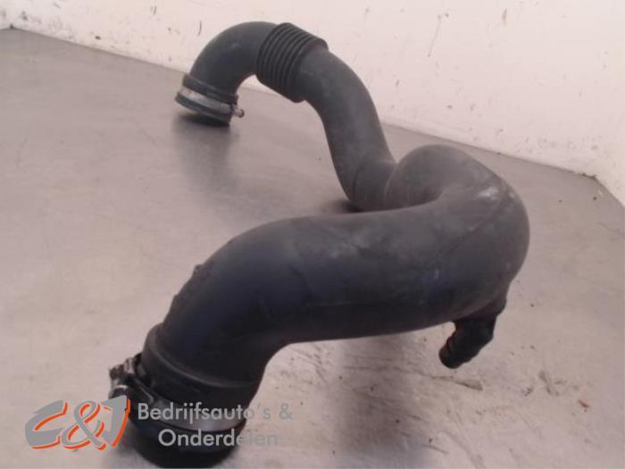 Aanzuigslang Lucht van een Renault Master, Auto-onderdelen, Motor en Toebehoren, Renault, Gebruikt, 3 maanden garantie, Ophalen of Verzenden
