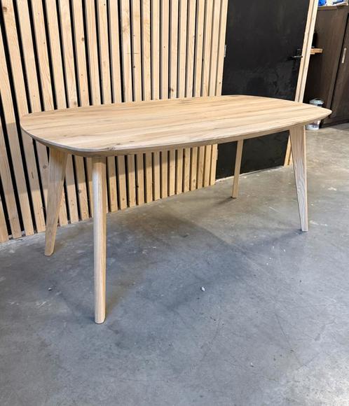 Massief Eiken Tafels - Deens (Ovaal) - Taps toelopende Poten, Huis en Inrichting, Tafels | Eettafels, Nieuw, 200 cm of meer, Vijf personen of meer