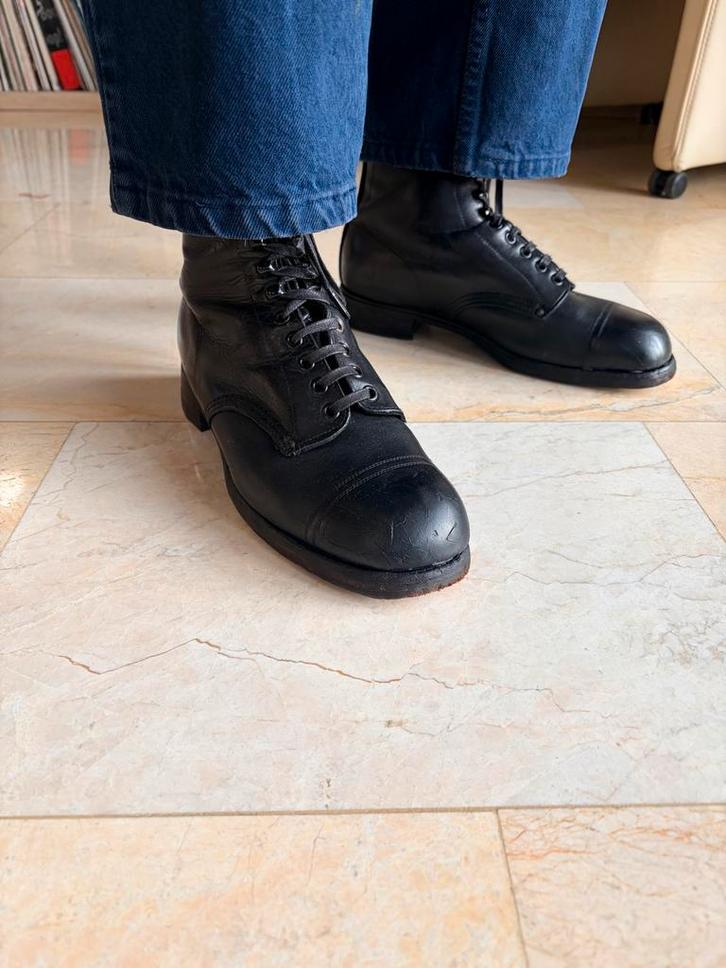 Antieke Zwarte Leren Schoenen - Militair?, Verzamelen, Militaria | Tweede Wereldoorlog, Landmacht, Kleding of Schoenen, Nederland