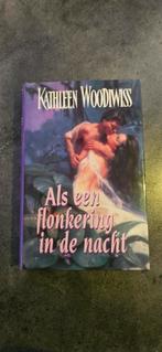 Kathleen Woodiwiss - Als een flonkering in de nacht, Boeken, Ophalen of Verzenden, Zo goed als nieuw, Kathleen Woodiwiss