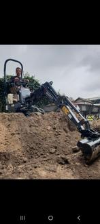 TE HUUR Mini graaf machine met man, Diensten en Vakmensen, Tuinmannen en Stratenmakers