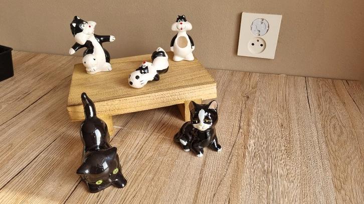 5 Mooie Vintage Poezen Katten Beeldjes Zwart Wit Sylvester, Verzamelen, Beelden en Beeldjes, Zo goed als nieuw, Dier, Verzenden