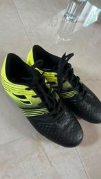 Neon groen en zwarte voetbalschoenen, Maat XS of kleiner, Ophalen of Verzenden, Zo goed als nieuw, Schoenen