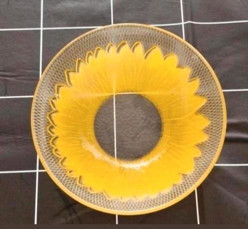 Zonnebloem Schaaltje, Huis en Inrichting, Keuken | Servies, Zo goed als nieuw, Schaal of Schalen, Overige stijlen, Glas, Ophalen of Verzenden