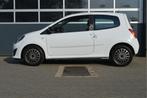 Renault Twingo 1.2-16V Night&Day | Nieuwe distributie in 202, Auto's, Voorwielaandrijving, Twingo, 4 cilinders, 4 stoelen