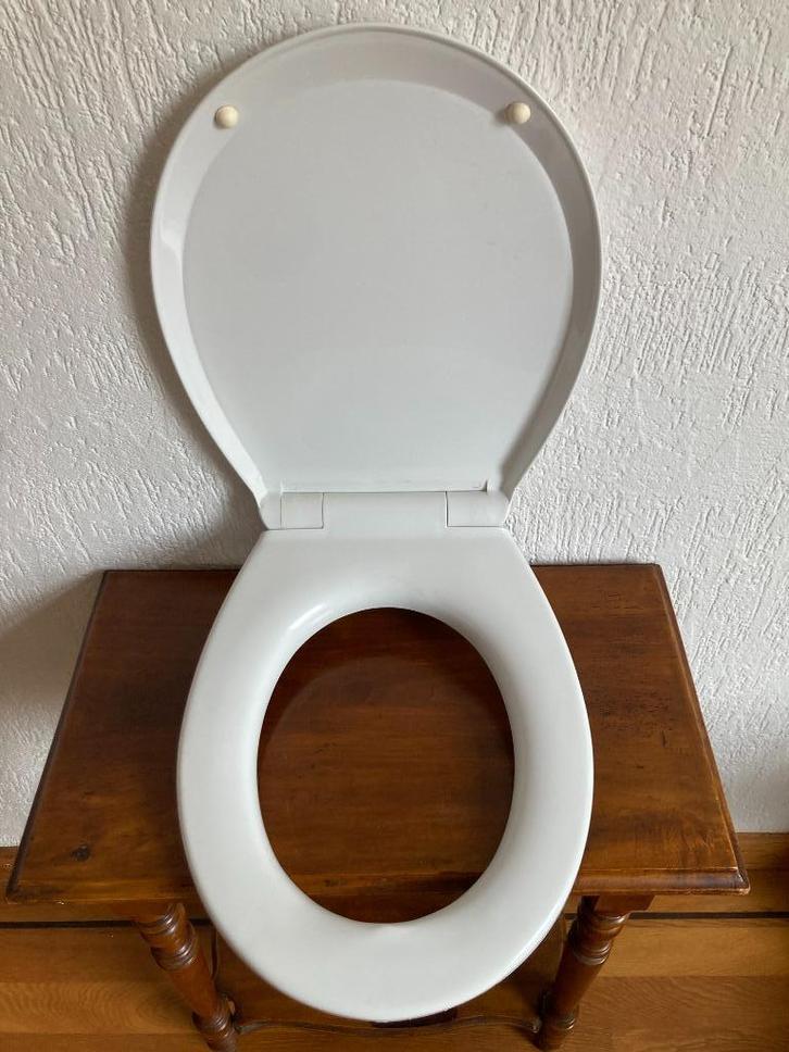 Sphinx witte wit kunststof wc bril zitting toiletbril + klep, Doe-het-zelf en Verbouw, Sanitair, Zo goed als nieuw, Ophalen of Verzenden