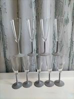 Franse Champagne Flûte op grijze steel en voet, Verzamelen, Glas en Borrelglaasjes, Ophalen of Verzenden, Zo goed als nieuw, Overige typen