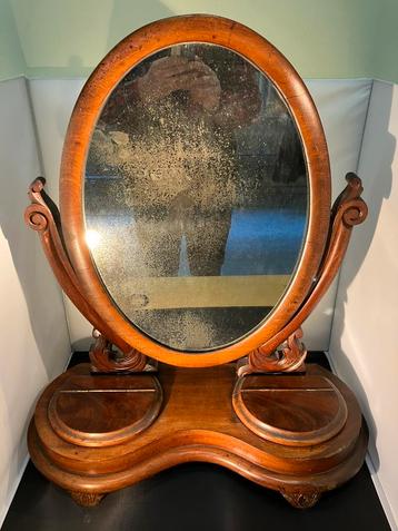 Antieke spiegel tafelspiegel beschikbaar voor biedingen