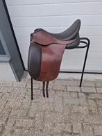 (Sale)!!!Arena dressuurzadel 17.5 inch, Dieren en Toebehoren, Paarden en Pony's | Zadels, Dressuur, Ophalen of Verzenden, Zo goed als nieuw