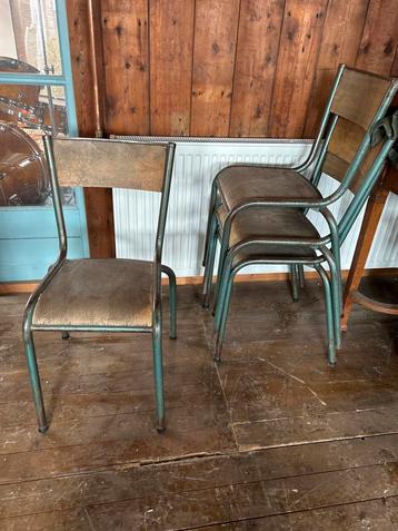 Vintage Stoelen Set van 4 beschikbaar voor biedingen
