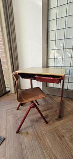 Kinderbureau met lade en stoeltje (lessenaar), Kinderen en Baby's, Kinderkamer | Tafels en Stoelen, Ophalen, Zo goed als nieuw